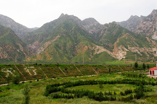 内蒙古大青山