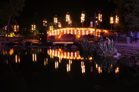 黄龙溪古镇夜景