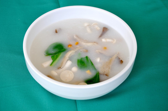 三鲜珍菌汤