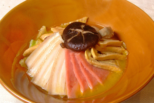 本帮蒸三鲜