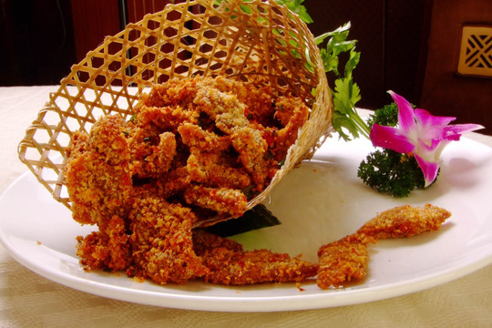 竹网香酥小牛排