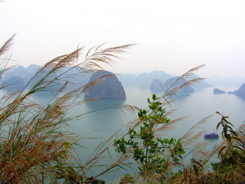 越南下龙湾海上桂林风光