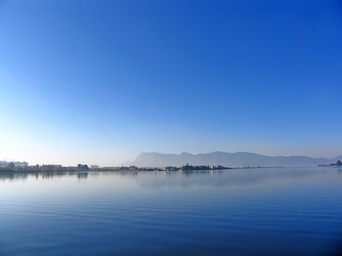 昆明西山滇池