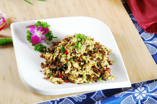 外婆菜炒鸡蛋
