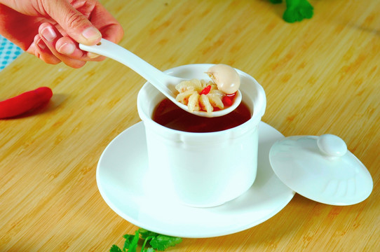 鸡腰炖牛鞭