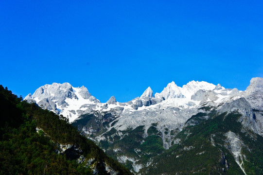 雪山