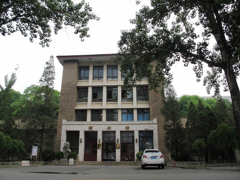 天津大学图书馆