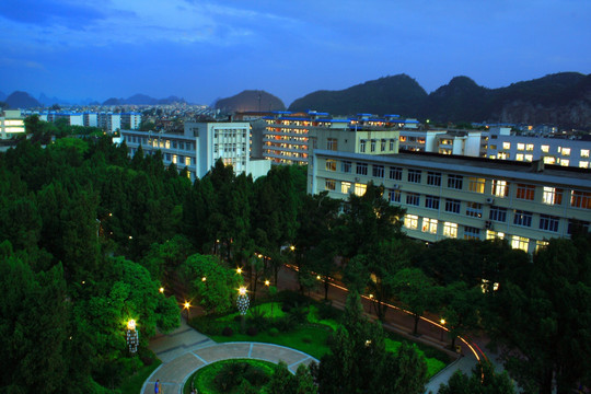 桂林工学院