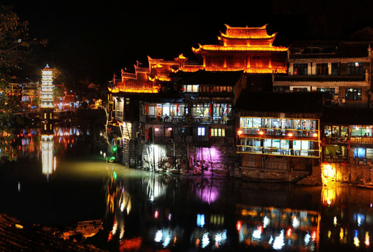 凤凰夜景