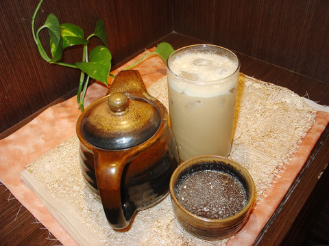 咖啡 奶茶