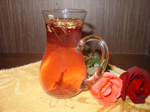 蔷薇冰果茶