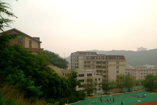 大连山屏小学