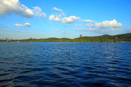 西湖雷峰塔