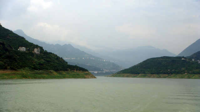 香溪河风光