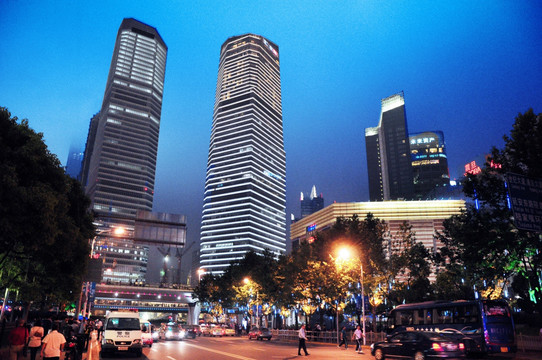 上海国金中心夜景