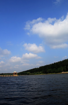 潘龙河湿地公园风光