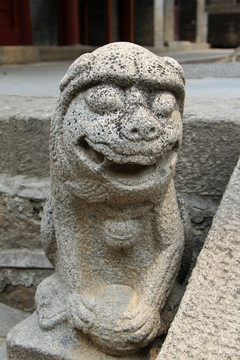 龙泉寺 神兽像