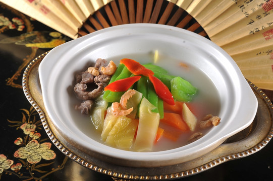 泡菜凉瓜排骨煲
