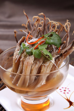香糟鸭舌