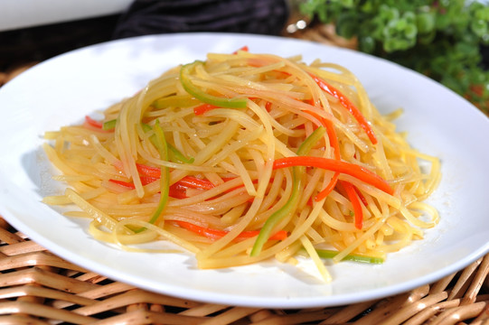 醋溜土豆丝