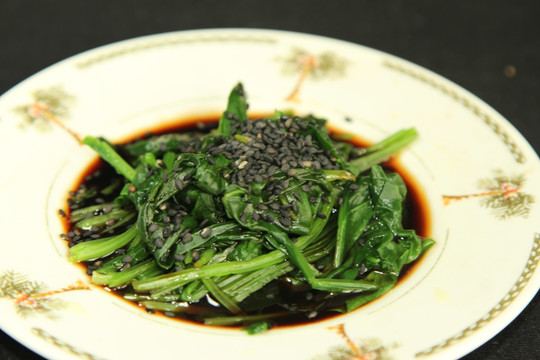 凉拌菠菜