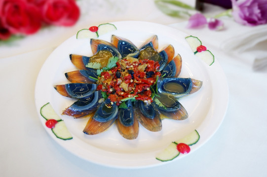 凉拌松花蛋