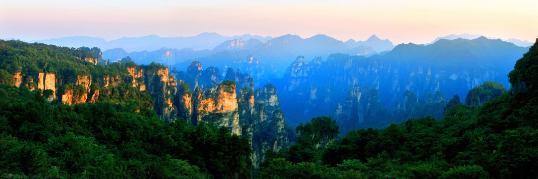 张家界万峰林