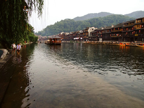 凤凰古城