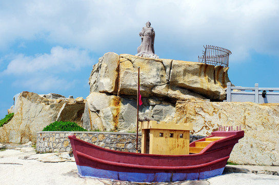 红海湾南海寺郑和雕像