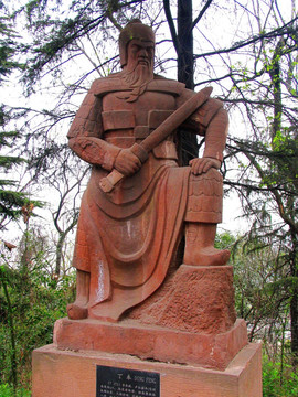 武汉龟山 丁奉雕像