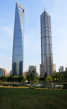 上海浦东环球金融大厦和金茂大厦
