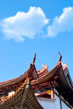 屋檐