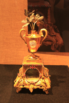 铜鎏金花瓶盆景表