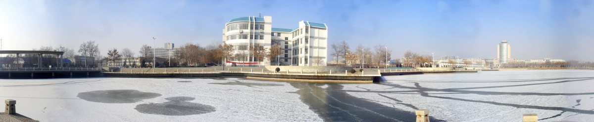 宁大小湖180度全景