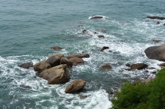 海岸礁石
