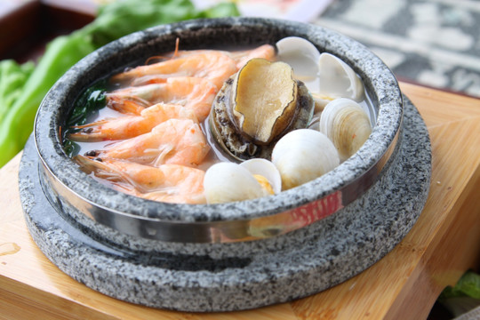 鲍鱼扇贝泡饭