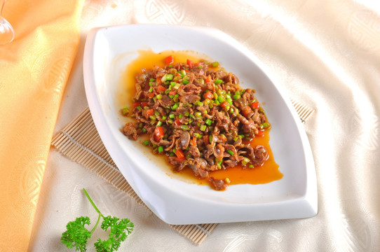 酸辣鸡胗