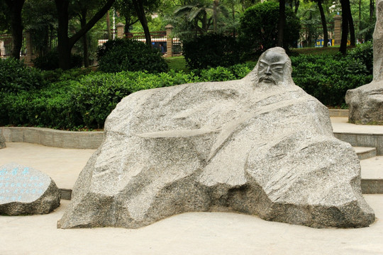 石刻雕像 白居易