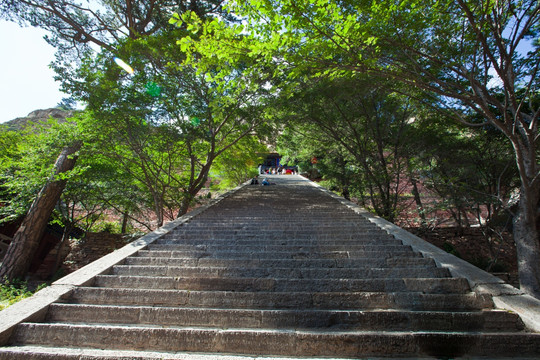 恒山恒宗殿前台阶