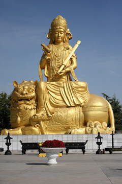 文殊菩萨雕像