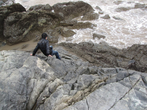 海边礁岩