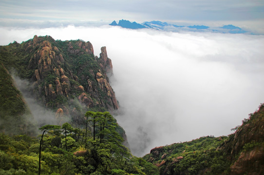 雨雾三清山