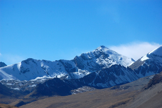 高原雪山