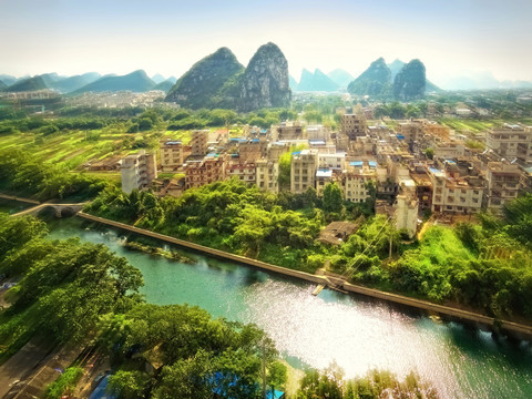 桂林山水 穿山公园鸟瞰漓江城市