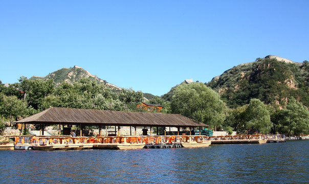 黄花城水长城风景区