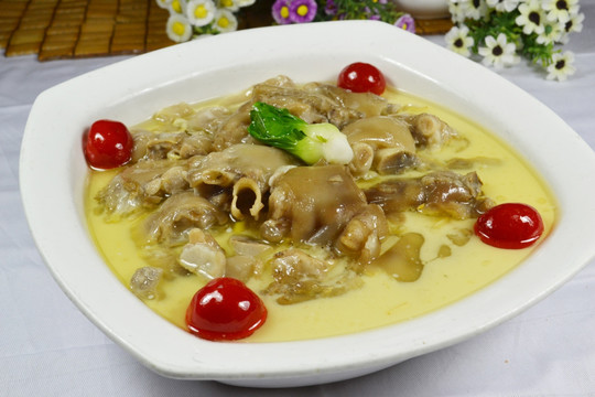 黄豆猪蹄煲