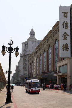 天津劝业场大街