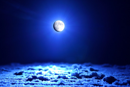 艺术创意摄影 雪地月亮