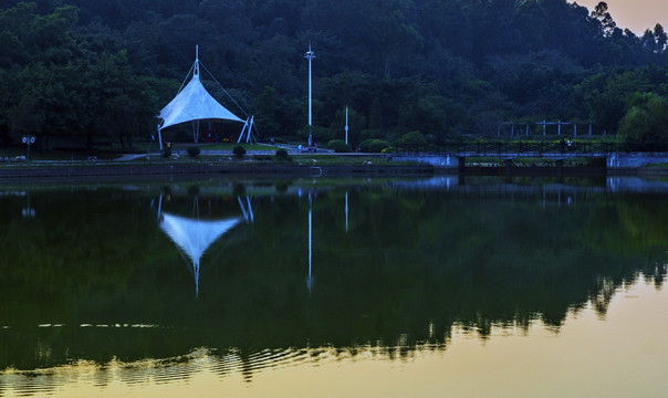 湖面