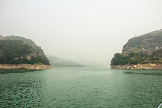 高峡平湖